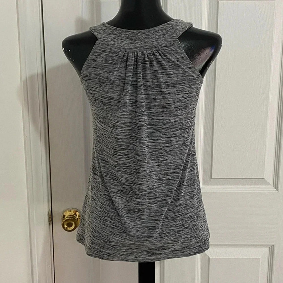 IZ Byer Embellished Neck Tank Top size XS - Picture 3 of 8